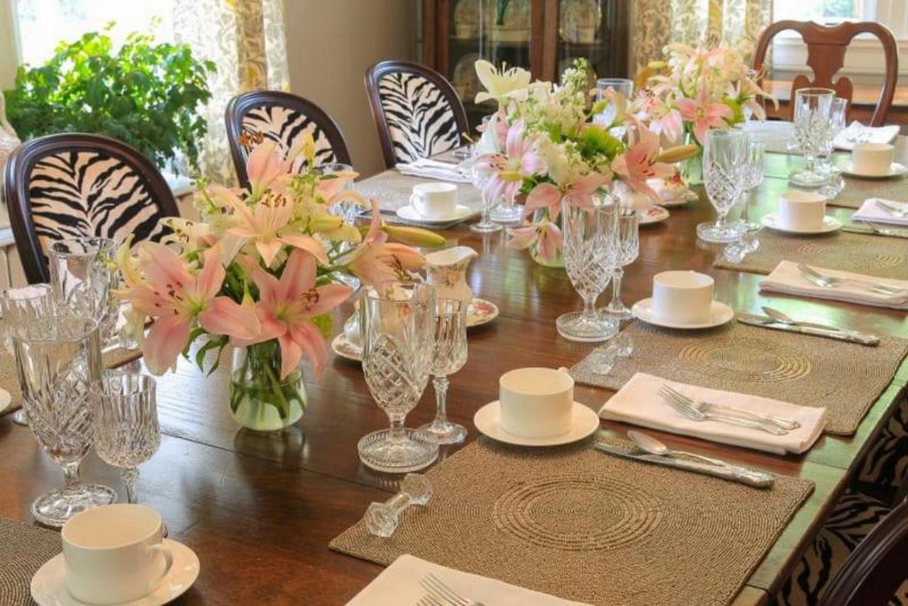 The Lion And The Rose Bed And Breakfast 阿什维尔 外观 照片